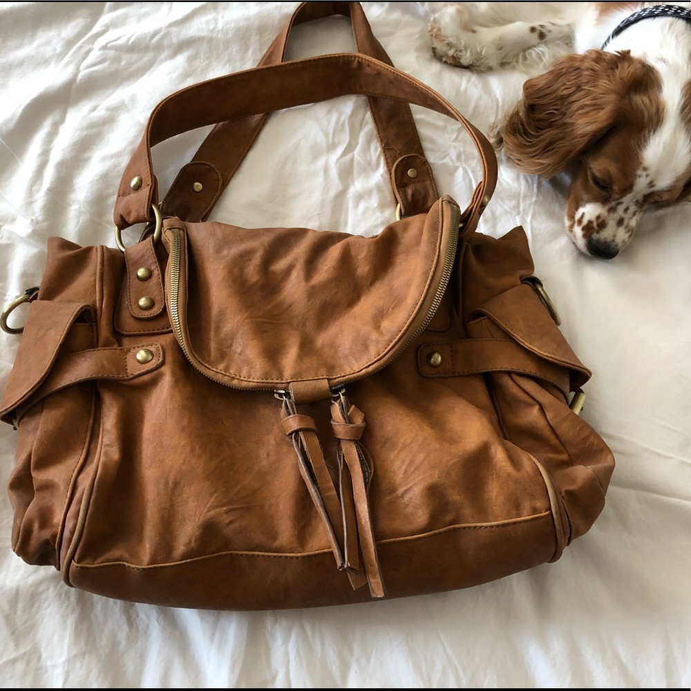 Tan purse!